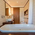 Luxury Hotel