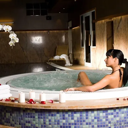 Hotel Luxury