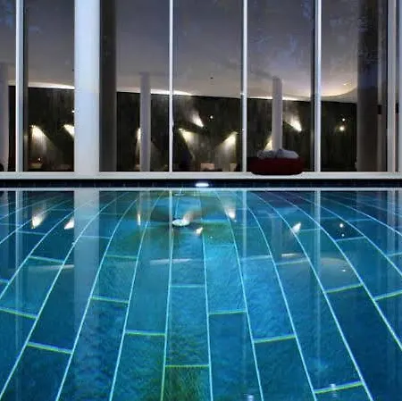 Viešbutis Luxury 5*